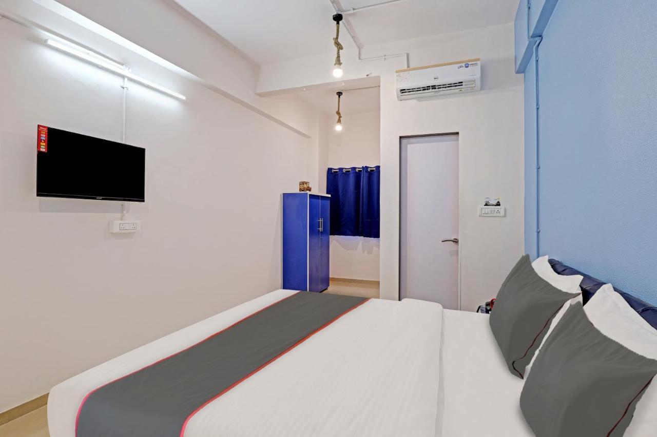 Hotel Solitaire, Best Luxurious Hotel Ac Rooms In Сурат Екстериор снимка